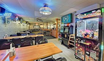 107 N Main Ave, Alburnett, IA 52202
