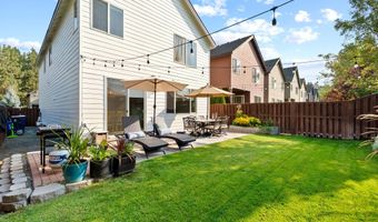 19545 Salmonberry Ct, Bend, OR 97702