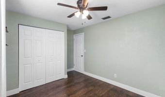 1617 Paradise Ln, Astor, FL 32102