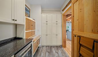 119 Moat View Dr, Albany, NH 03813
