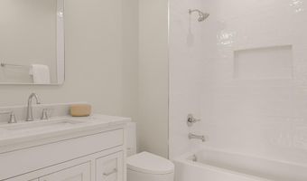 9512 FOREST Rd, Bethesda, MD 20814