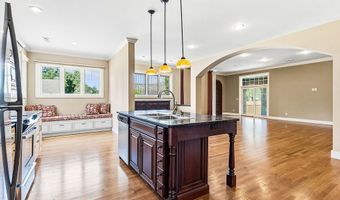 210 NW F St, Bentonville, AR 72712
