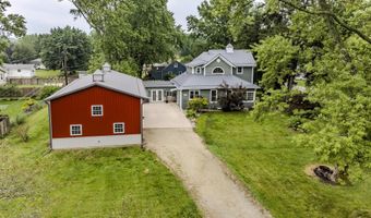 724 N Water St, Albany, IN 47320