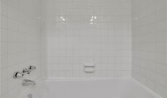 835 Lakeshore Dr NW, Berkeley Lake, GA 30096