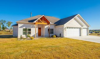 1165 Duke Dr, Bauxite, AR 72011