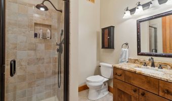 300 Eagle Point Dr, Albany, KY 42602