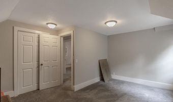 202 E Adams St, Arlington, MN 55307