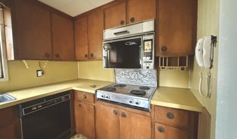 1705 Rebecca Ave, Alexander City, AL 35010