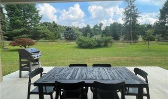 2260 Nottingham Rd, Allentown, PA 18103