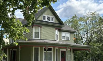 51 Broadway St, Baileyville, ME 04694