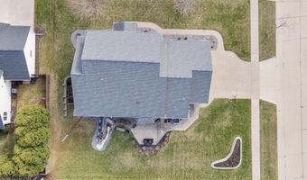3020 E FALLCREEK Ln, Appleton, WI 54913