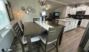 25 Park Ln, Arundel, ME 04046