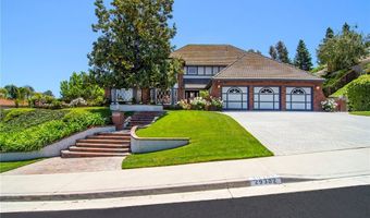 29302 Laro Dr, Agoura Hills, CA 91301