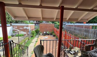 318 E GALE St, Philadelphia, PA 19120
