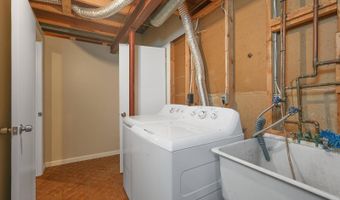 10704 MUIRFIELD Dr, Potomac, MD 20854