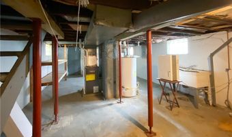 301 Wykes St, Aliquippa, PA 15001