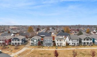 3903 SW Peachwood Dr, Bentonville, AR 72713