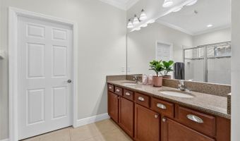 6659 CURRENT Dr, Apollo Beach, FL 33572