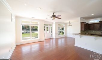 104 Putters Dr, Athens, GA 30607