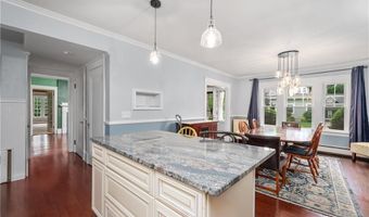 60 White Pkwy, North Smithfield, RI 02896