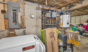 3 Holly Ln, Brookfield, NH 03872