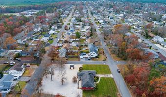 649 Spray Ave, Beachwood, NJ 08722