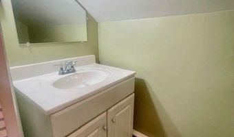 21 Rheims St, Berlin, NH 03570