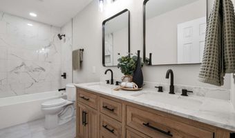 130 E Railroad Ave, Alto, GA 30510