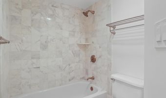1600 N OAK St 524, Arlington, VA 22209