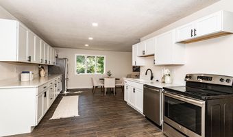 5524 N Dakota Ave, Ames, IA 50014