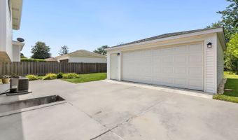 1210 S Douglas Ave, Arlington Heights, IL 60005