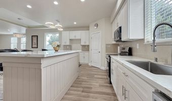7175 VISTA RIDGE Dr, Brookings, OR 97415