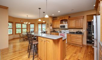 106 SW Stonegate Dr, Ankeny, IA 50023