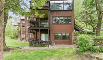 2 Falkenstein Dr 10, Alloway, NJ 07462