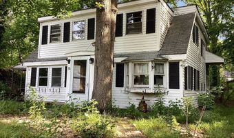 15 Campus Rd, Attleboro, MA 02703