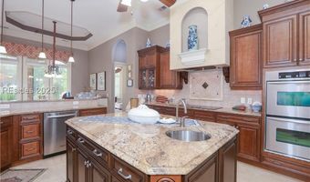 21 Caravelle Ln, Bluffton, SC 29909