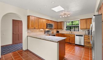 2740 TRAMWAY Cir NE, Albuquerque, NM 87122