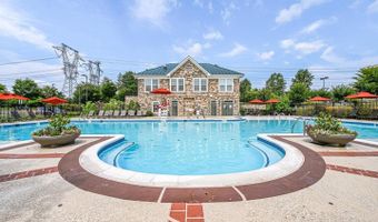 24701 BYRNE MEADOW Sq 200, Aldie, VA 20105