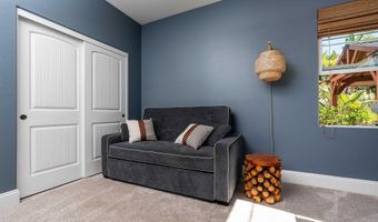 6658 Thrasher Pl, Carlsbad, CA 92011