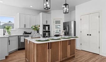 1900 Yellowstone Dr, Barling, AR 72923