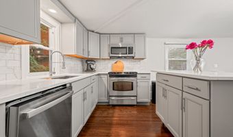 738 Platt St, Bridgeport, CT 06606