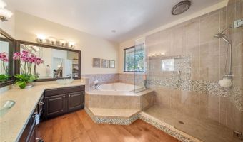 676 OAK HOLLOW Way, Altamonte Springs, FL 32714