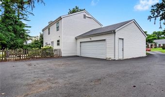 954 Chartrand Dr, Ballwin, MO 63011
