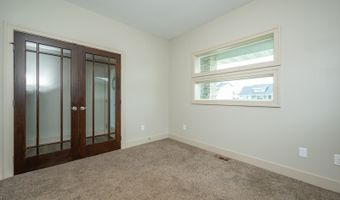 1813 Strauss Ave, Adel, IA 50003