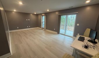12441 OAK LEAF Ln 2, Berlin, MD 21811
