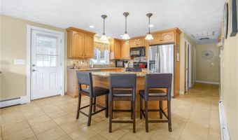 6 Longmeadow Dr, North Providence, RI 02904