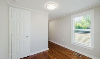 524 W Cross St, Benton, AR 72015
