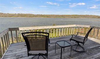 64 Starr Dr, Narragansett, RI 02882