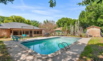 905 VAN Dr, Auburndale, FL 33823
