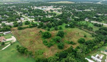 215 N Cummings Dr, Alvarado, TX 76009